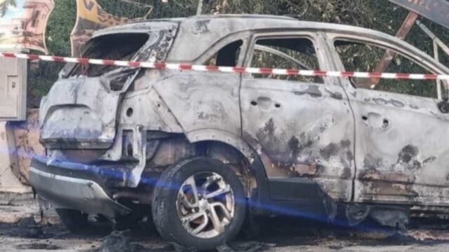 Incidente a Carini, auto in fiamme dopo l’impatto: la vittima è una 40enne