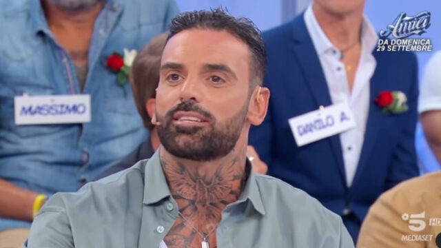 “Si sono anche baciati” Mario Cusitore beccato con l’ex tronista di Uomini e Donne: la clamorosa segnalazione sul cavaliere