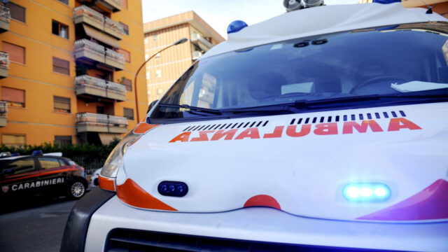 Tragico incidente, camion travolge una giovane mamma e i suoi due gemelli, lei è morta sul colpo, la situazione è seria. Dove e cosa è successo 