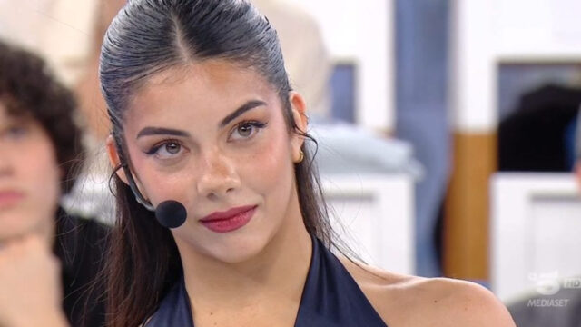 “Maglia sospesa” nessuno se lo aspettava per l’allieva, la maestra Deborah Lettieri prende una drastica decisione