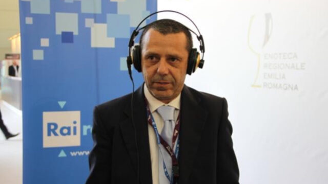 Gravissimo lutto in Rai, morto il noto giornalista: l’annuncio