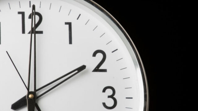 Torna l’ora legale, ecco quando si dovrà mandare l’orologio di un’ora