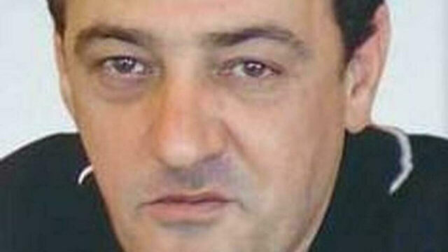 Grave lutto nella musica, l’artista trovato morto in casa: tragiche le cause