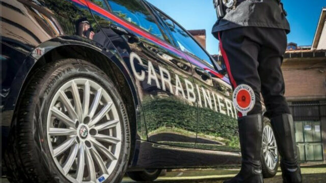 Donna trovata morta in casa: cosa è emerso dalle prime ipotesi degli inquirenti