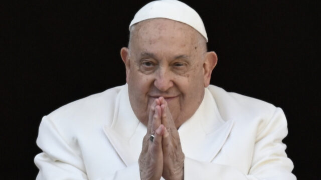 Nuovo aggiornamento sulle condizioni di salute di Papa Francesco: il bollettino medico pubblicato poco fa 