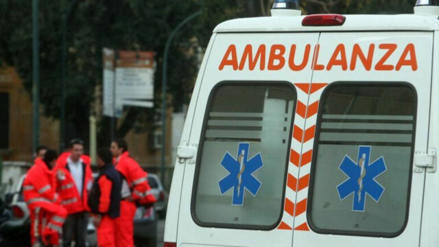 Drammatico incidente per una bimba di soli due anni e per il suo papà, la situazione è molto seria: dove e cosa è successo 