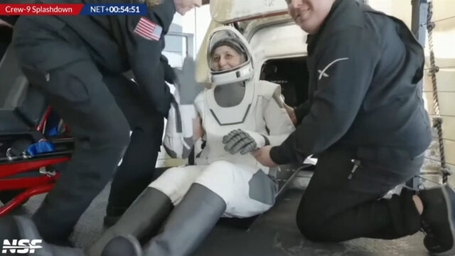 Quali sono stati i cambiamenti fisici dei due astronauti dopo 9 mesi di missione nello spazio