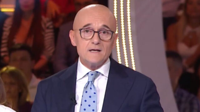 “Lui non mi vuole più vedere” Alfonso Signorini una furia contro la famosa, lei svela il motivo: cosa è successo 