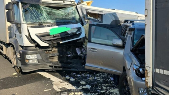 Maxi tamponamento in autostrada, traffico in tilt e soccorsi in azione per ore: dove e cosa è successo