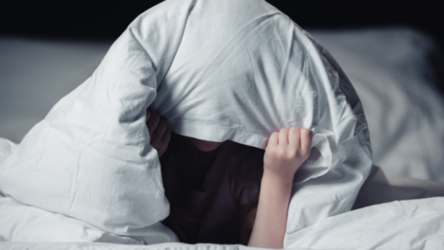 Ti svegli sempre di notte per fare pipì? Questo è quello che devi sapere 