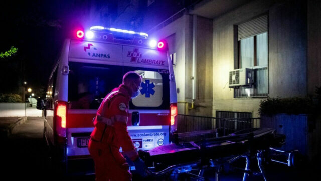 Tragico incidente per un 26enne, con l’auto si schianta contro un albero: dove e cosa è successo 