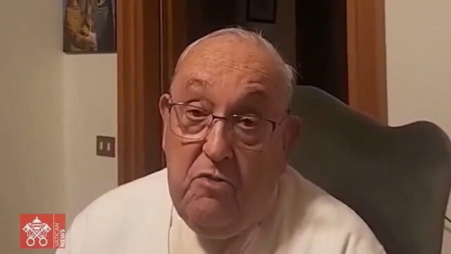 “Dovete farlo” Papa Francesco, pubblicato un video inedito registrato prima del ricovero: l’ultimo messaggio