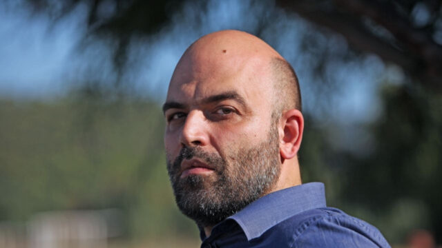 “La mia vita è finita con te” grave lutto per Roberto Saviano, un doloroso addio