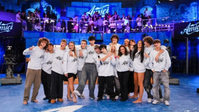 “Una doppia eliminazione” Amici, chi lascerà la scuola nella prossima puntata