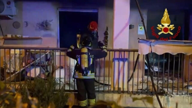 “È stato lui” mamma di quattro figli muore ustionata nell’incendio domestico, le ultime parole prima di morire