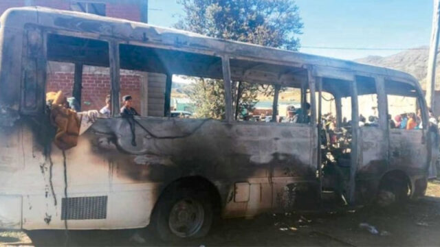 Tragedia, cinque ragazzi muoiono su uno scuolabus in fiamme: dove e cosa è successo 