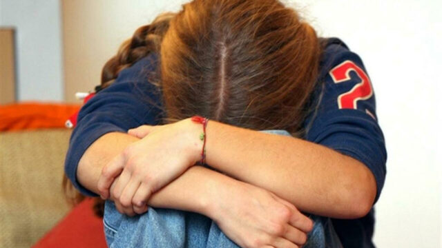 “Una scena straziante” la bambina di soli 6 anni le è rimasta accanto tutto il tempo, ma non c’è stato nulla da fare. Dove e cos’è successo