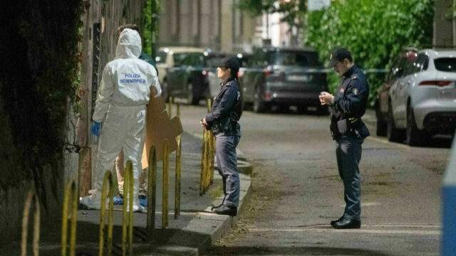 Trovato feto su un marciapiede, la terribile scoperta di una donna mentre passeggiava