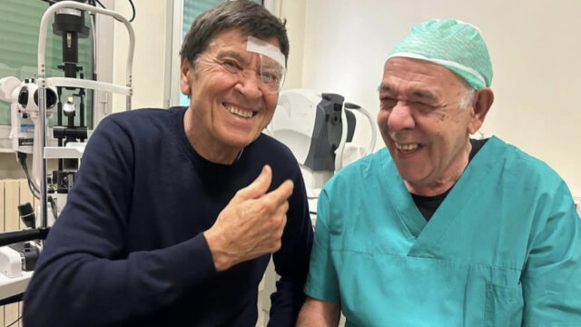 “È in ospedale” paura per Gianni Morandi, pubblica la foto e i fan si preoccupano. Cos’è successo