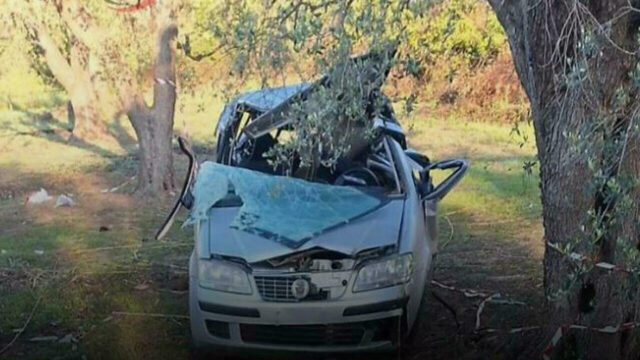 Perde il controllo dell’auto e si schianta contro un muro, a bordo c’era una bambina di 15 mesi: la tragedia