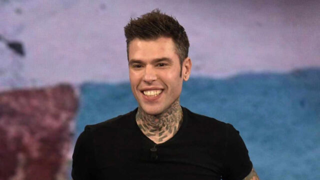 “È l’ex di Uomini e Donne” Fedez avvistato con la sua nuova fiamma: è proprio lei