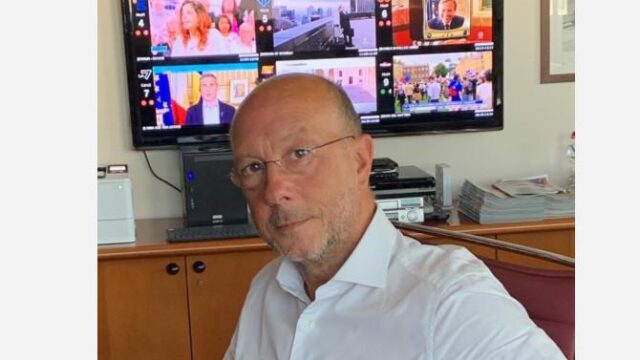 Chi è Andrea Delogu, vicedirettore dell’informazione di Mediaset e colpito da un terribile lutto