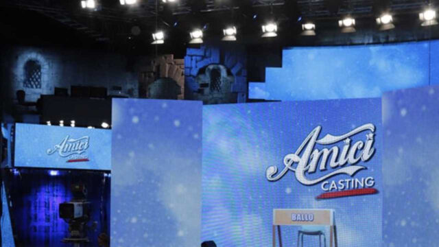 “È stato arrestato” la notizia ha sconvolto la tv, l’ex famoso cantante di Amici finisce nei guai