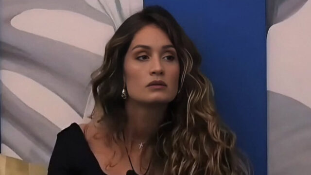 “Dopo quello che sta succedendo, sono costretta a farlo” Helena, l’annuncio improvviso dell’ex gieffina