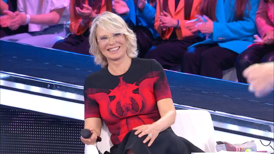 “COLPO DI SCENA!” Finale di Amici, cambia tutto: la notizia sugli allievi sconvolge i fan