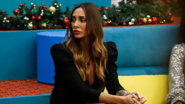 “La mia vita è un incubo” la famosissima sta vivendo un inferno, perseguitata da un personaggio noto
