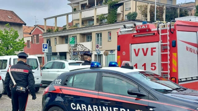 Accoltella la moglie e si barrica in casa con i figli di 5 e 8 anni. Dove e cos’è successo