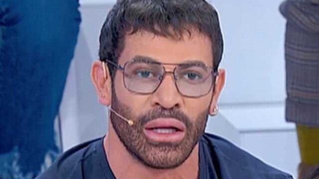 “A qualcuno è sfuggita la notizia” Uomini e Donne sorprende con una decisione inaspettata su Gianni Sperti