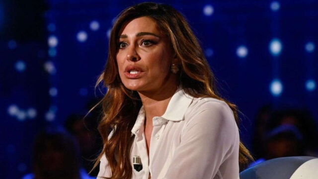 “Congratulazioni zia” Belen Rodriguez rompe il silenzio sull’arrivo della sua nipotina