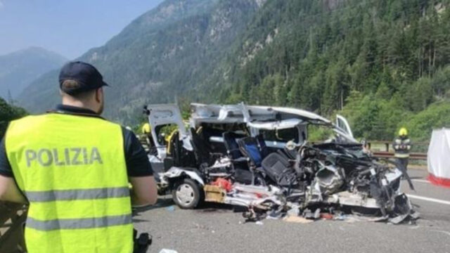 Incidente mortale in autostrada coinvolge un’ambulanza, il bilancio è gravissimo: dove e cosa è successo