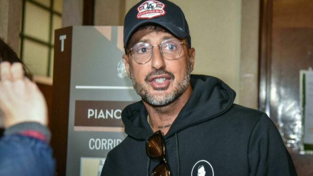 “Si parla di oltre 40.000 euro” Fabrizio Corona, una doccia gelata: guai seri per l’ex re dei Paparazzi