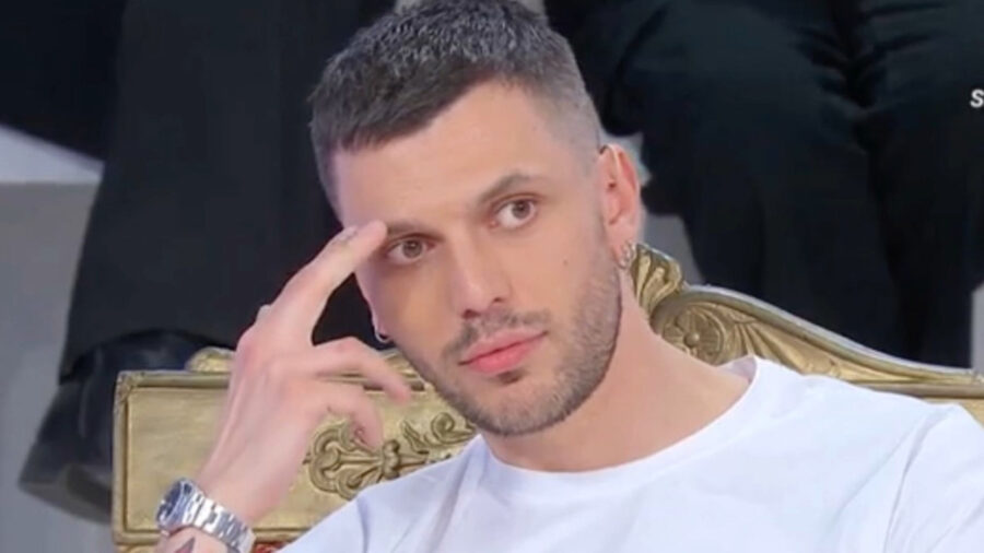 “Papà è morto e mi hanno voltato le spalle” il dramma dell’ex tronista di Uomini e Donne