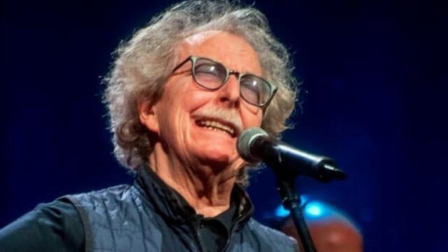 “Mi devo fermare, non so se tornerò” Problemi di salute per il famosissimo cantante, l’annuncio preoccupa i fan
