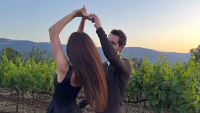 “Si sono lasciati pure loro” L’amatissima attrice torna single: amore finito dopo 3 anni di relazione