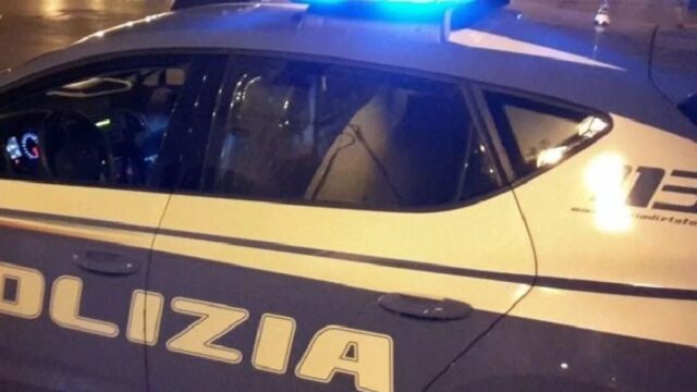 Ragazza di 17 anni precipita dal balcone, la tragedia dopo l’arrivo in ospedale