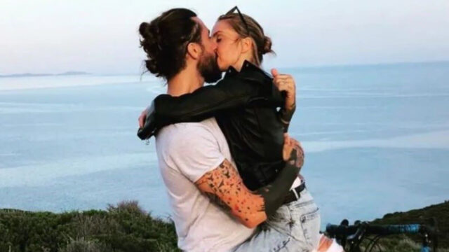 “Le nostre strade si separano dopo 7 anni” Il conduttore italiano torna single: l’annuncio della separazione sorprende tutti