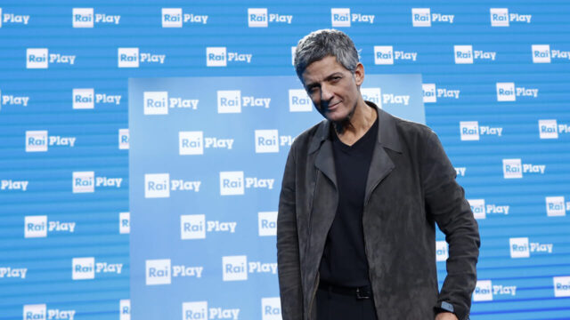 “Cosa hanno preso” Dramma per Fiorello, è successo quando lui non c’era: bottino da capogiro 