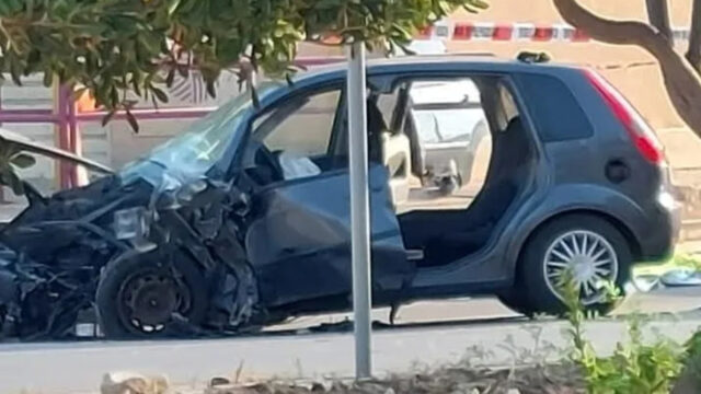 Tragico incidente alla vigilia di Ferragosto, lo schianto è stato devastante: è morto sul colpo
