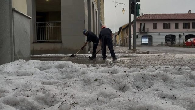 Violento nubifragio colpisce la Regione italiana, comuni in ginocchio dopo quello che è successo: si contano i danni 