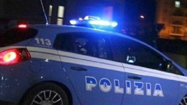 “Aveva appena litigato con il fidanzato” Giovane ragazza muore in casa, ma è giallo